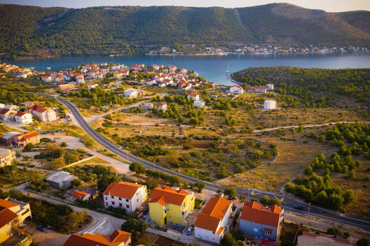 Apartmani Bare I Danica Grebaštica Exterior foto